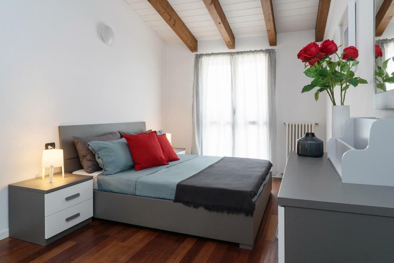 Large Apartment In Milan Center Dış mekan fotoğraf